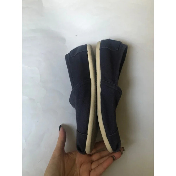 TOMS Women’s Canvas Slip-on flat shoes Size 8 - Picture 2 of 7